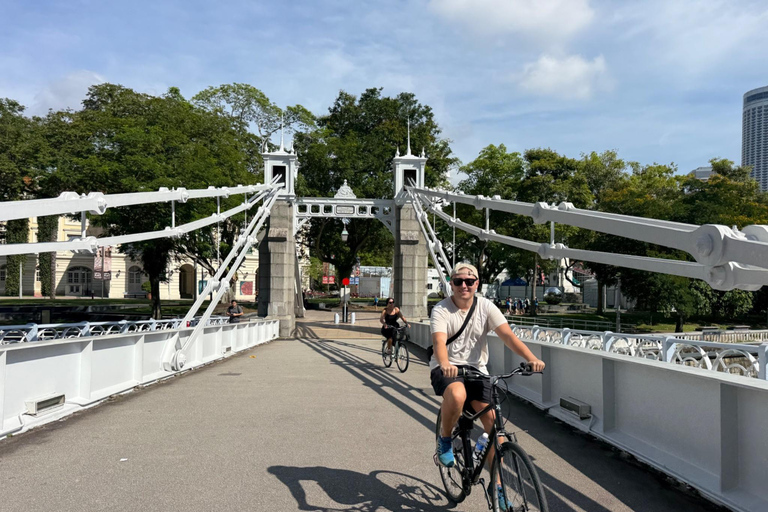 Singapore River & Marina Bay | 2 Hours Bike Tour