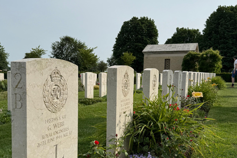 Paris: Normandy D-Day, Omaha Beach & American Cemetery Paris: Normandy D-Day Round-Trip Experience
