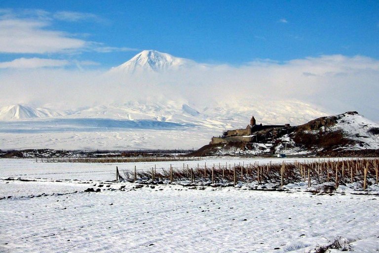 Tour privado de invierno de 3 días en Armenia desde Ereván