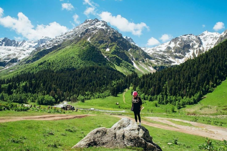 Tbilisi: Kazbegi, Kakheti, and Walking Tour with Wine