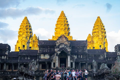 Siem Reap: Angkor Wat Sunrise, Kbal Spean, & Banteay Srei Angkor Wat Sunrise, Kbal Spean, & Banteay Srei—Basic Tour