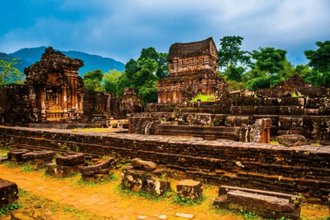 Hoi An: My Son Sanctuary &amp; Thanh Ha Pottery Workshop TourDelta i turen (engelska)