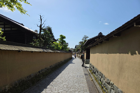 Kanazawa: Samurai Castle and Warrior District Walking Tour