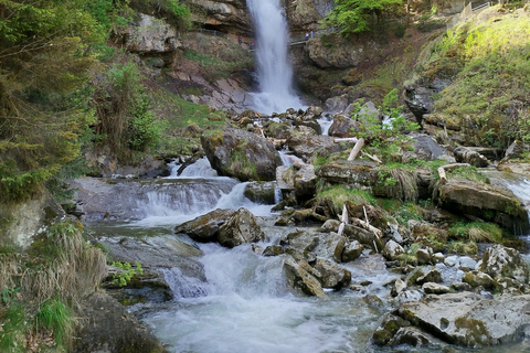 Bönigen: Szlak nad jeziorem i wędrówka do wodospadów Giessbach