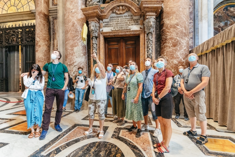 Rome: St. Peter's Basilica Dome to Underground Grottoes Tour Semi-Private Tour in Italian