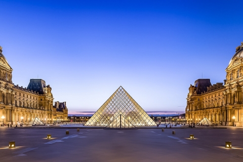 Paris: Louvre Reserved Access and Boat Cruise