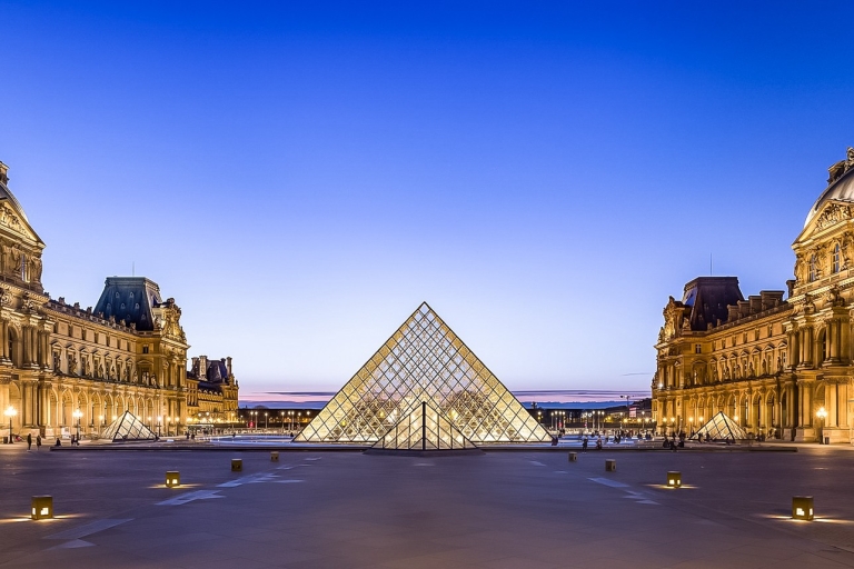 Paris: Reservierter Eintritt zum Louvre und BootsfahrtParis: Reservierter Zugang zum Louvre und Bootsfahrt