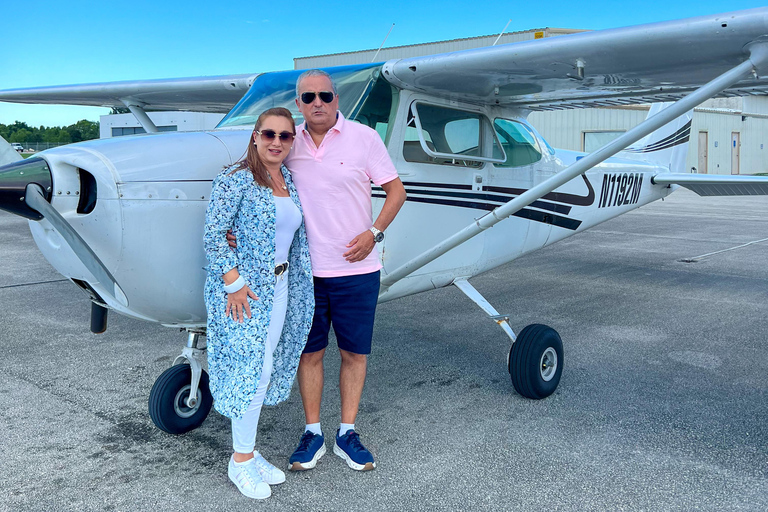 Miami: Coastal Private Airplane Scenic Flight with drinks Miami: Coastal Private Airplane Scenic Flight