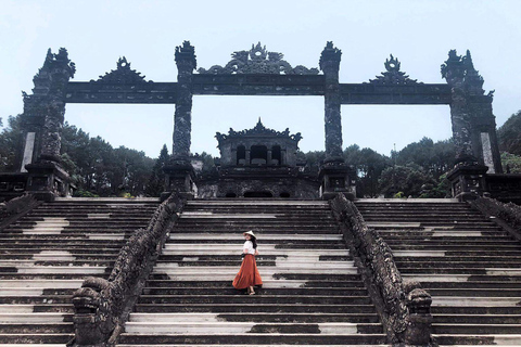 Hue: Perfume River Dragon Boat Cruise Pagoda & Tombs Visit With English Speaking Tour Guide