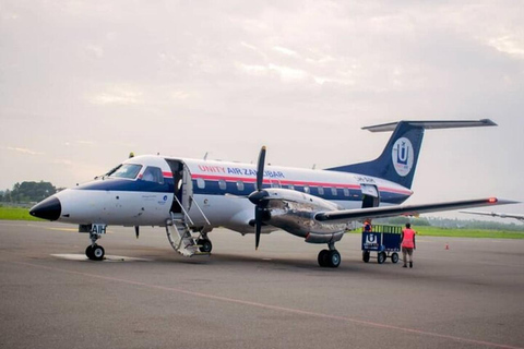 Vanuit Zanzibar: Selous G.R. safari met overnachting en vluchtengedeelde safari