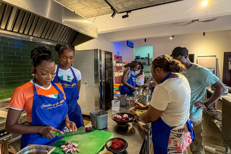 Accra: Ghanaian Market Tour and Cooking Class