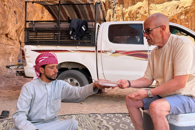 Wadi Rum: Jeep Tour, Hike, Bedouin Visit, and Meal