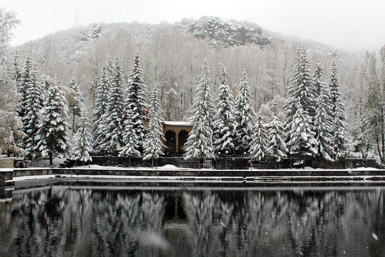 Excursión de invierno en JermukExcursión de invierno a Jermuk