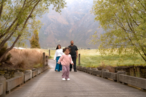 Private Professional Vacation Photoshoot in Hallstatt30 MIN PHOTOSHOOT HALLSTATT