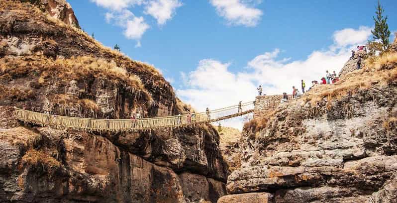 From Cusco: Excursion to the Inca bridge Q'eswachaka