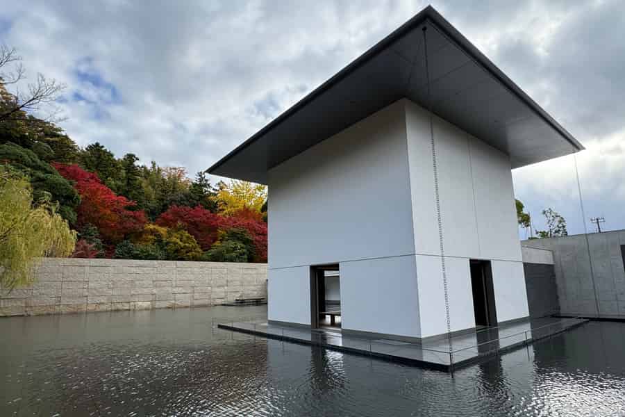 Kanazawa: Zen- und Architektur-Tour im D.T.-Suzuki-Museum. Foto: GetYourGuide Kanazawa: Zen- und Architektur-Tour im D.T.-Suzuki-Museum. Foto: GetYourGuide