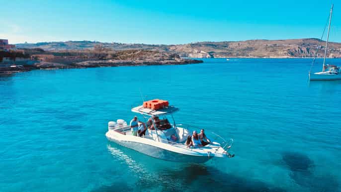 Comino Blue Lagoon -yksityisvenekuljetus, luolat, snorklaus