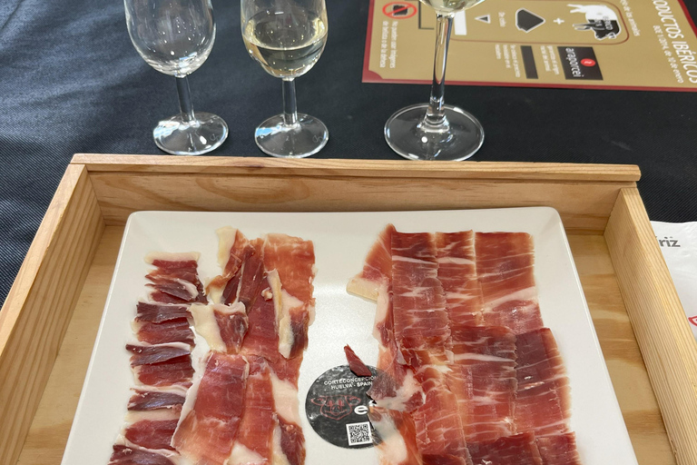 Seville: Secret Food Tour with Tapas and Drinks