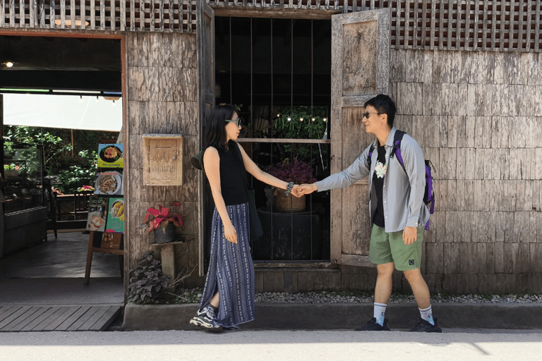 Chiang Mai: Mae Kampong Village Trek & Local Food Experience