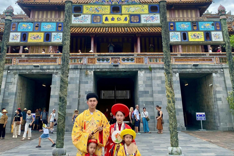 Desde Da Nang Tour de día completo por la ciudad de Hue con almuerzo