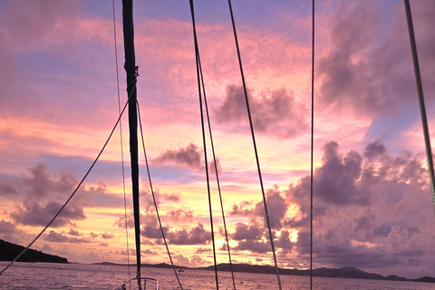 St Thomas: Jeep Tour & Sailing Snorkel Cruise Combo St Thomas: Jeep Tour & Sailing Snorkel Cruise Combo