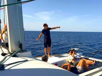 Chania: Dagstur med katamaran og lunsj fra Souda havn