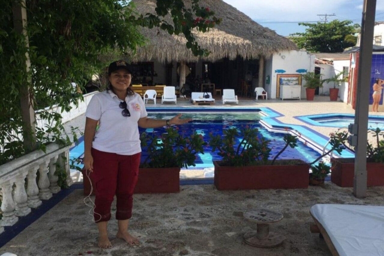 Jednodniowa wycieczka do Tierra Bomba w klubie plażowym z basenem!