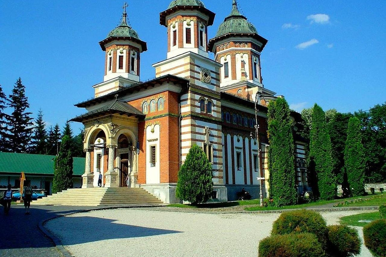 Bran, Peleș, Cantacuzino & Sinaia – Scenic Day Trip