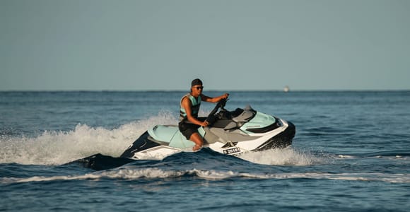 Mellieha: Jet Ski Rental with Safety Boat