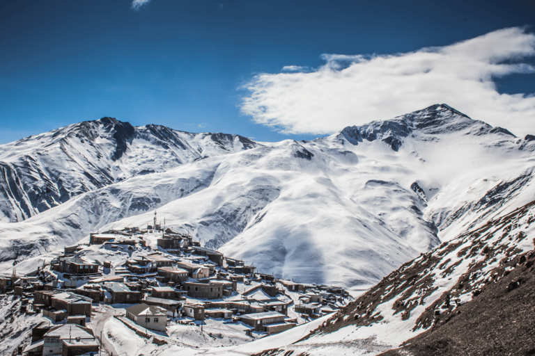 从巴库出发：古巴与赫纳利克全天导游游从巴库出发：古巴和赫纳利克全天导游游