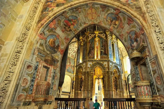 Tomar & Batalha: Full-day Private Transport from Lisbon
