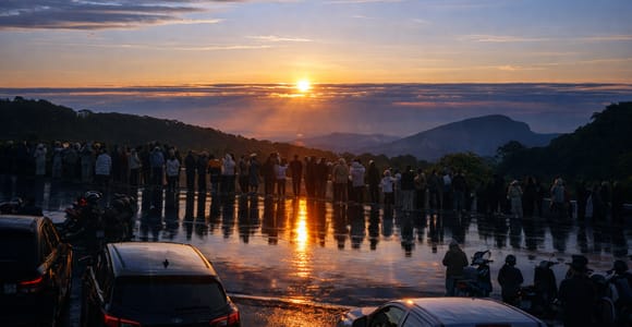 Chiang Mai: Private Sunrise Doi Inthanon with Hotel Pick-up.