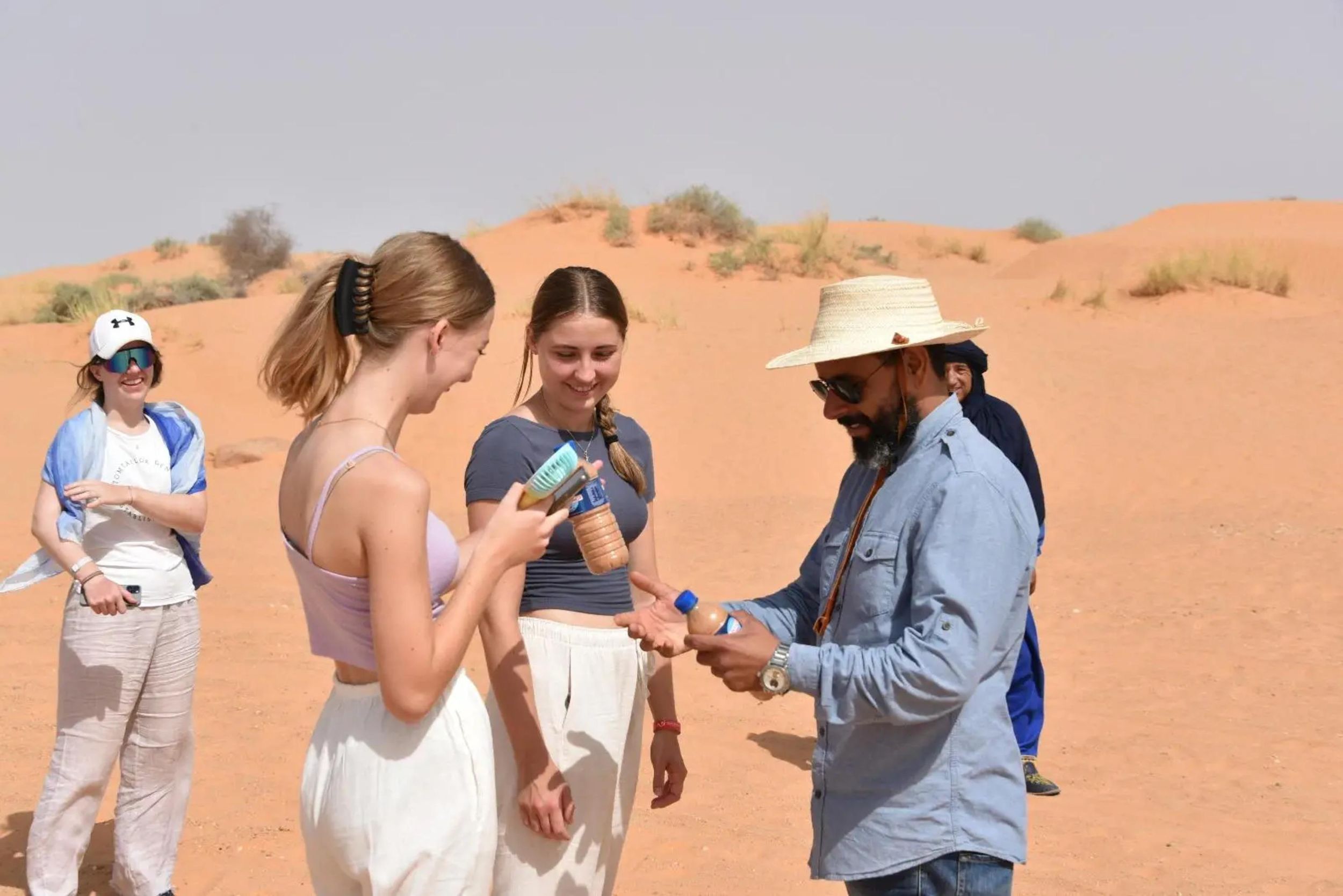 Von Djerba/Zarzis: Douz und die Berberdörfer Sahara-Erlebnis