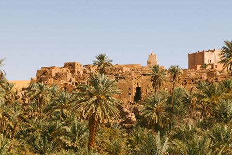 From Fes: 3-Day Merzouga Desert Tour to Marrakech Standard Desert Camp Experience (Shared Facilities)