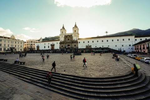 Quito: 9-Day Andes Tour with Hot Springs and Train Ride