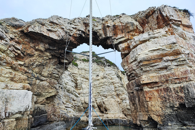 Paxos: Private Boat Cruise to Antipaxos & Blue Caves Morning half day Cruise to Blue caves and Antipaxos