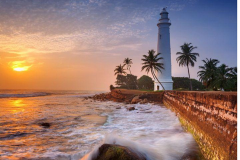 Galle: Dutch Fort Sunset Walking Tour with Local Stories
