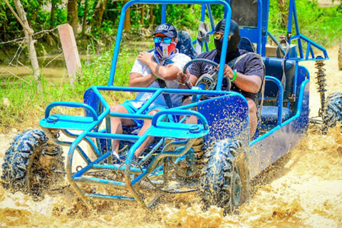 Passeio de buggy extremo: da selva à costa tropical