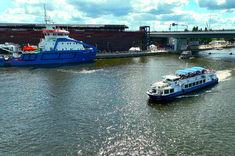 Szczecin: 40-Minute Cruise to the Tall Ships – Żagle 2026