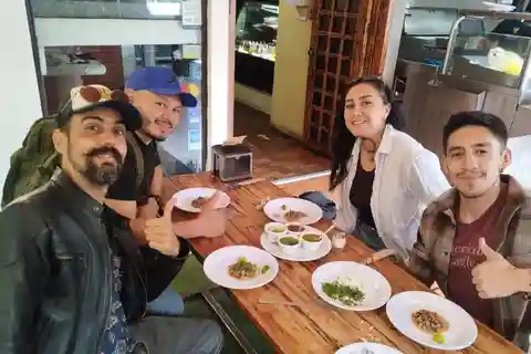 Visite culinaire de Mexico à Coyoacán : Bouchées et sites bohémiens