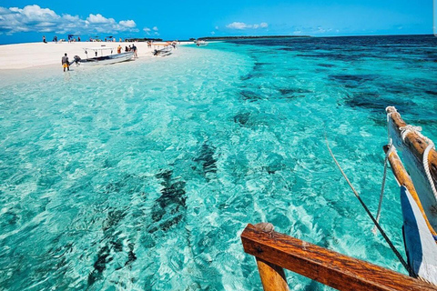 Gita di un giorno alla Laguna Blu e al banco di sabbia da Zanzibar (Safari blu)Non c'è il servizio di prelievo e rientro in hotel