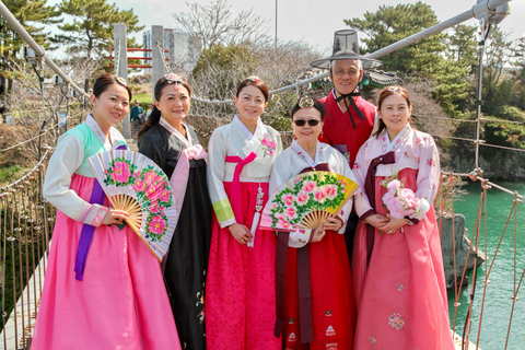 Jeju: K-drama Hanbok Photoshoot & Private Guided Tour