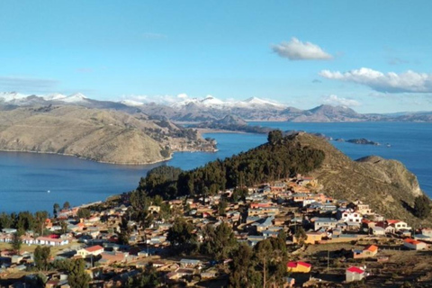 Puno: Ganztägiger Ausflug zur Copacabana und Sonneninsel