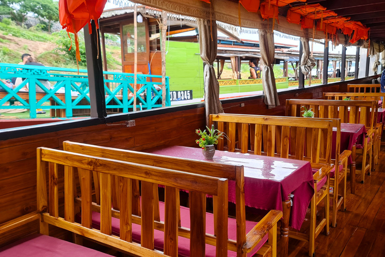 Huay Xai: One-Day Mekong Cruise to Luang Prabang & Caves