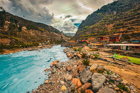 Arequipa: 2-Day Colca Valley Tour with Puno Transfer