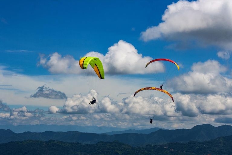 Pokhara: Abenteuer Gleitschirmfliegen