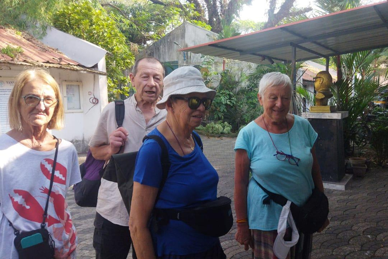 Passeio de Tuk-Tuk em Kochi com serviço de busca nos navios de cruzeiro