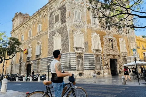 Valencia (Ruzafa): Visita guiada en bicicleta por los lugares más destacados de la ciudad