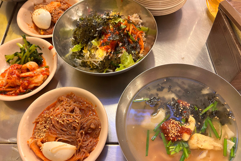 Seoul: Namdaemun Market Food Tour with Hidden Gems