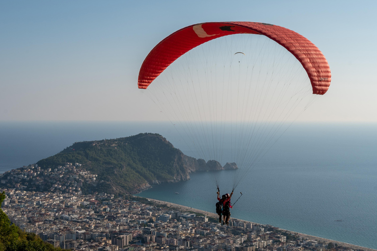 Alanya: Tandem Paragliding Experience with Pilot